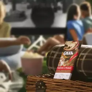 Gnaw Popcorn & Peanut Chocolate Bar 80g